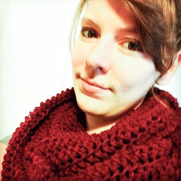 Meet your Posher, Bailey - Picture 1 of 1